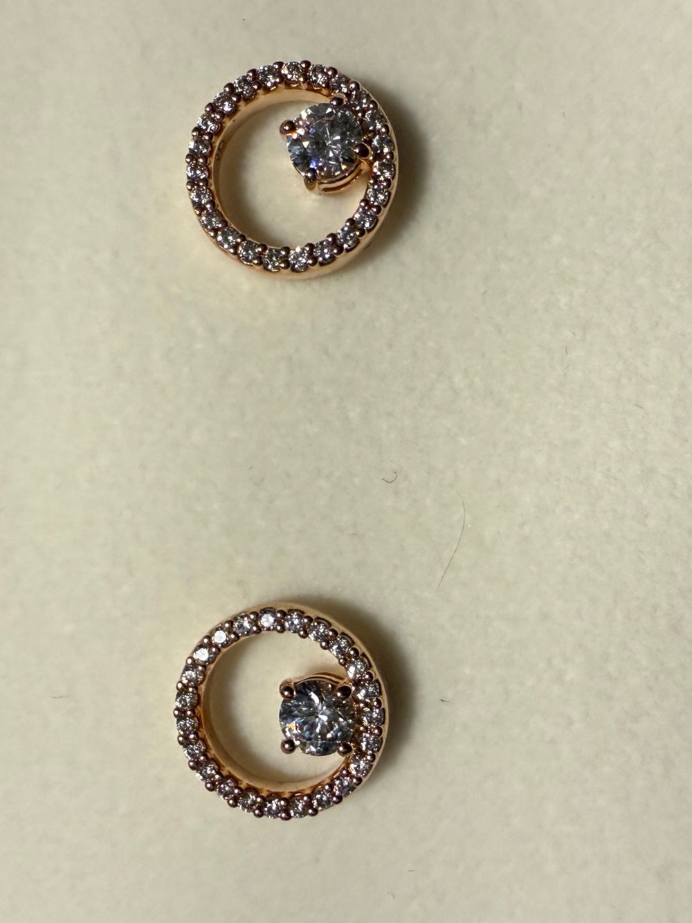 Swarovski Constella Stud Earrings Rose Gold White 5692263 NWOT Box
